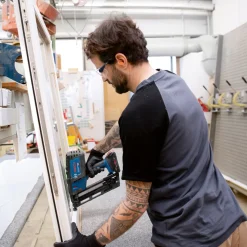 New Bosch Professional Bosch GNH 18V-64 M akku dykkerpistol solo