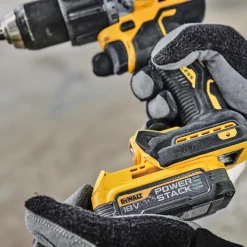 Online DeWALT DCD805E1T-QW 18V 1.7Ah Powerstack batteri