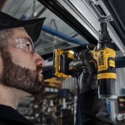 DeWALT Nitter^DCF403NT-XJ nittepistol 18V XR til 2,4-4,8 mm nitter solo