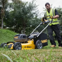 Best DeWALT DCMW564N-XJ 2x18VV akku plæneklipper 48 cm solo