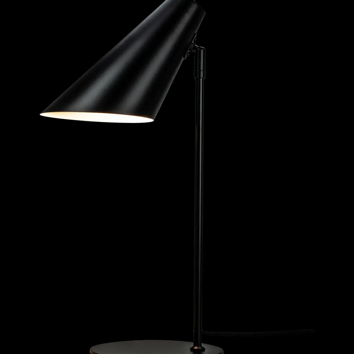 Outlet Dyberg Larsen Cale bordlampe sort