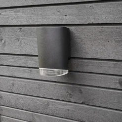 Clearance Dyberg Larsen Ribe udendørs væglampe sort