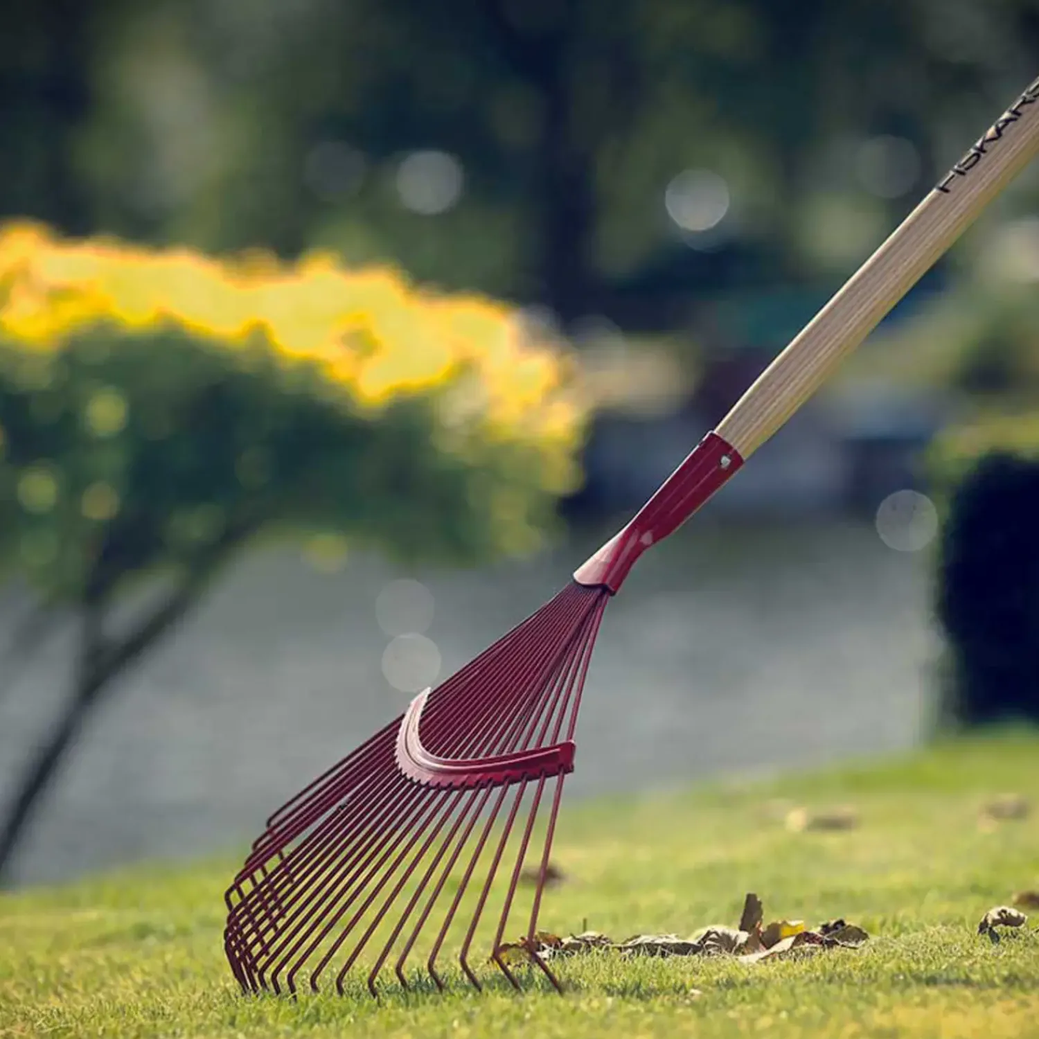 Fiskars Haveredskaber^Classic løvrive 22 runde tænder - 198 cm