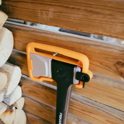 New Fiskars kløveøkse X32