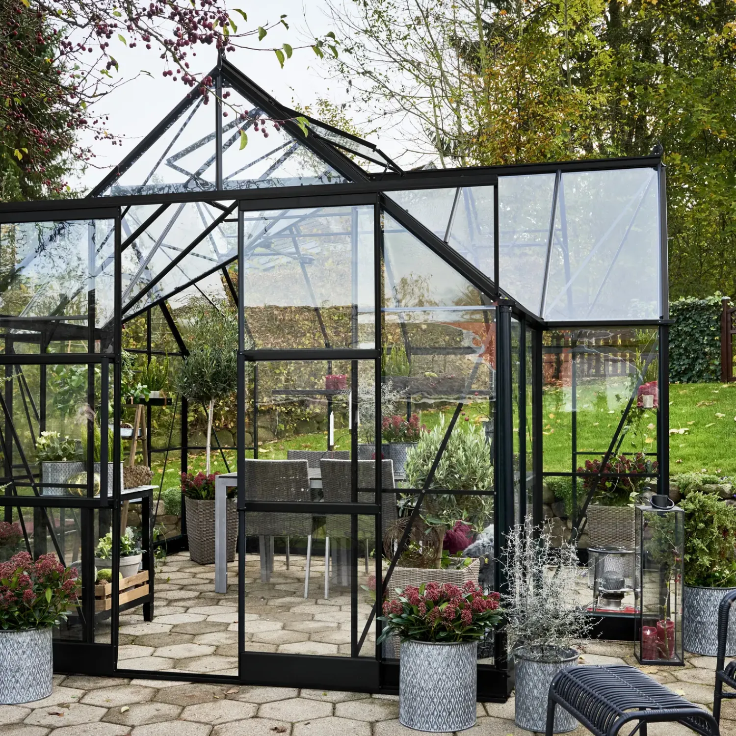 Halls Orangerier^Garden Room drivhus grøn med hærdet glas, inkl. sokkel 12,9 m²