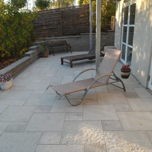 IBF Betonfliser^Struktur lys sand 30x30x4 cm