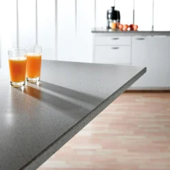 Bordplader^Keflico bordplade med ret kant 29x610x3000 mm lys granit