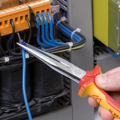 Best Knipex spidstang med skær og VDE-godkendt håndtag 200 mm