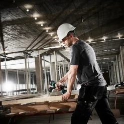 Best Makita DDF484RT2-DAV bore/skruemaskine 18V LXT 2x5,0 Ah batteri og lader