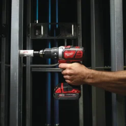 Milwaukee Bore- Og Skruemaskiner^M18 BDD-403C 18V bore-/skruemaskine 3x4.0 Ah batteri og lader