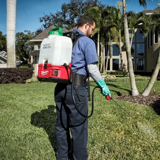 Milwaukee M18 BPFP-CST Switch Tank™ sprøjtebeholder 15 L til kemi - solo