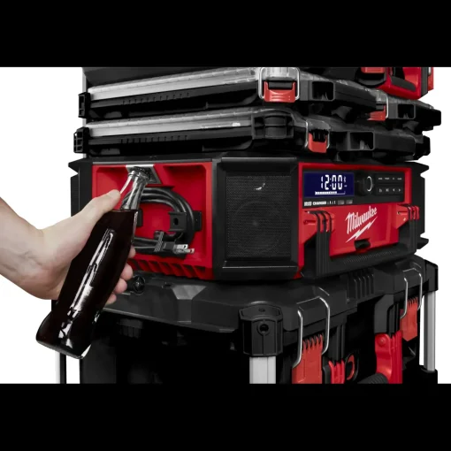 Milwaukee Arbejdsradioer^M18 PRCDAB+-0 Packout radio og lader