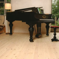 Hot Moelven massiv fyrretræsgulv robust ubehandlet 155x25 mm