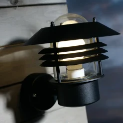 Nordlux Udendørs Væglamper^Vejers udendørs væglampe med sensor sort