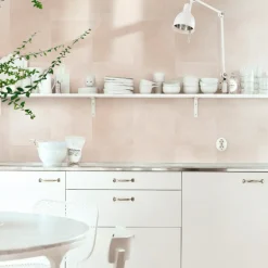 Outlet Pergo Aura Pad Pro vinylgulv 303x610x5 mm coral stone