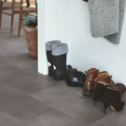 Vinylgulve|Akustikgulve^Pergo Aura Pad Pro vinylgulv 303x610x5 mm  volcanic stone