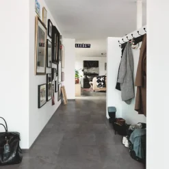 Clearance Pergo Aura Pad Pro vinylgulv 303x610x5 mm blackscivaro slate