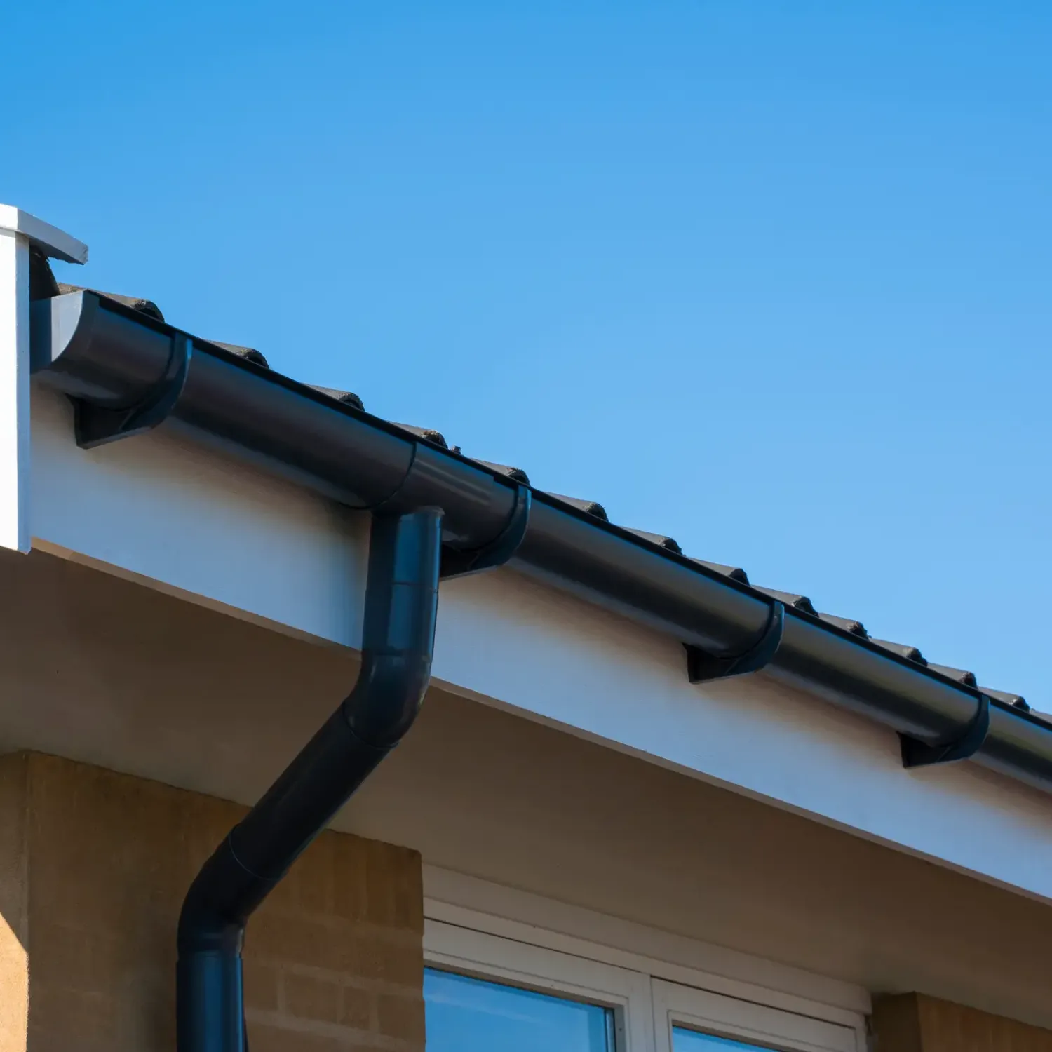 Plasttagrender^Plastmo tagrende nr. 12, 3 m grafit