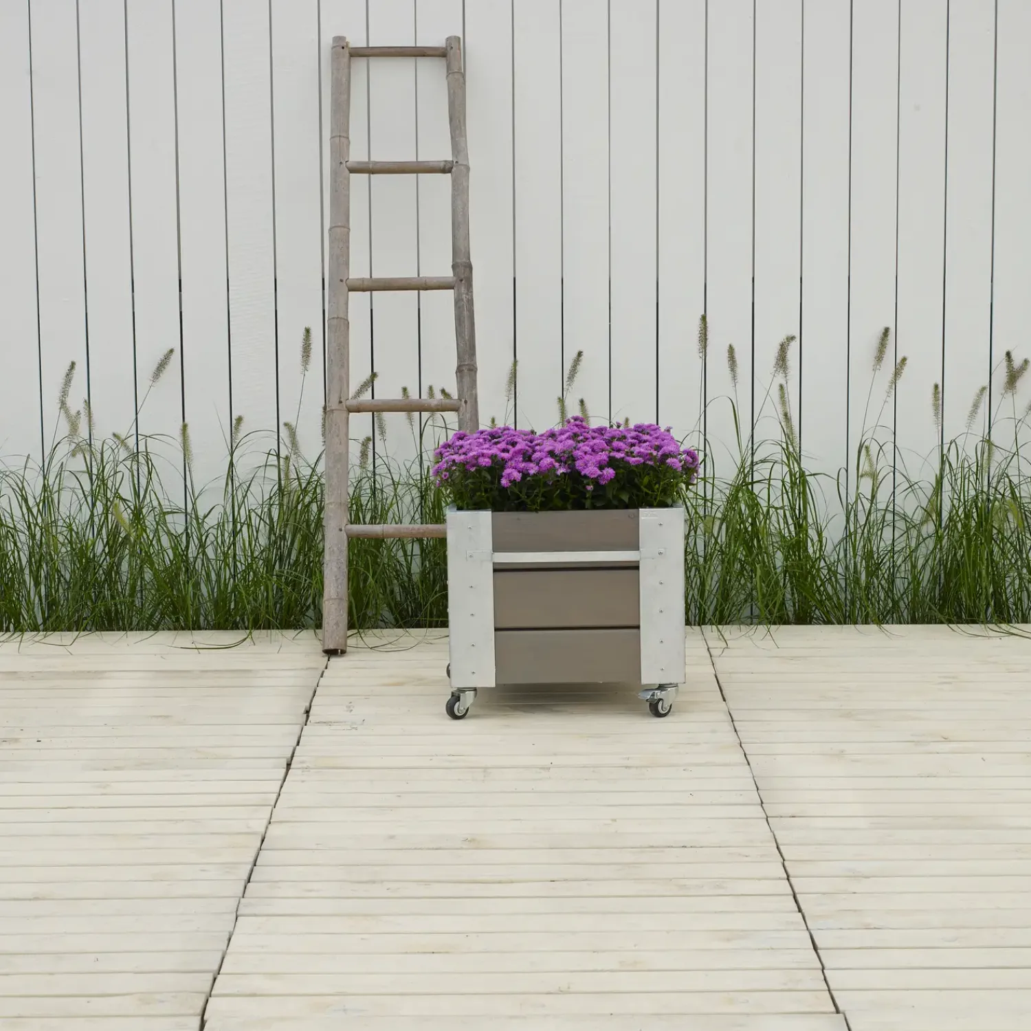 Plantekasser^Plus Cubic blomsterkasse med hjul 46x50x45cm gråbrun