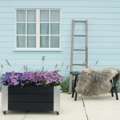 Plantekasser^Plus Cubic blomsterkasse med hjul 87x50x45 cm sort