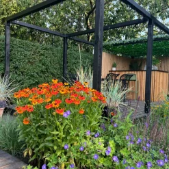 Plus Tilbehør Til Hegn^Cubic hjørnebeslag t/stolpe dobbelt sort