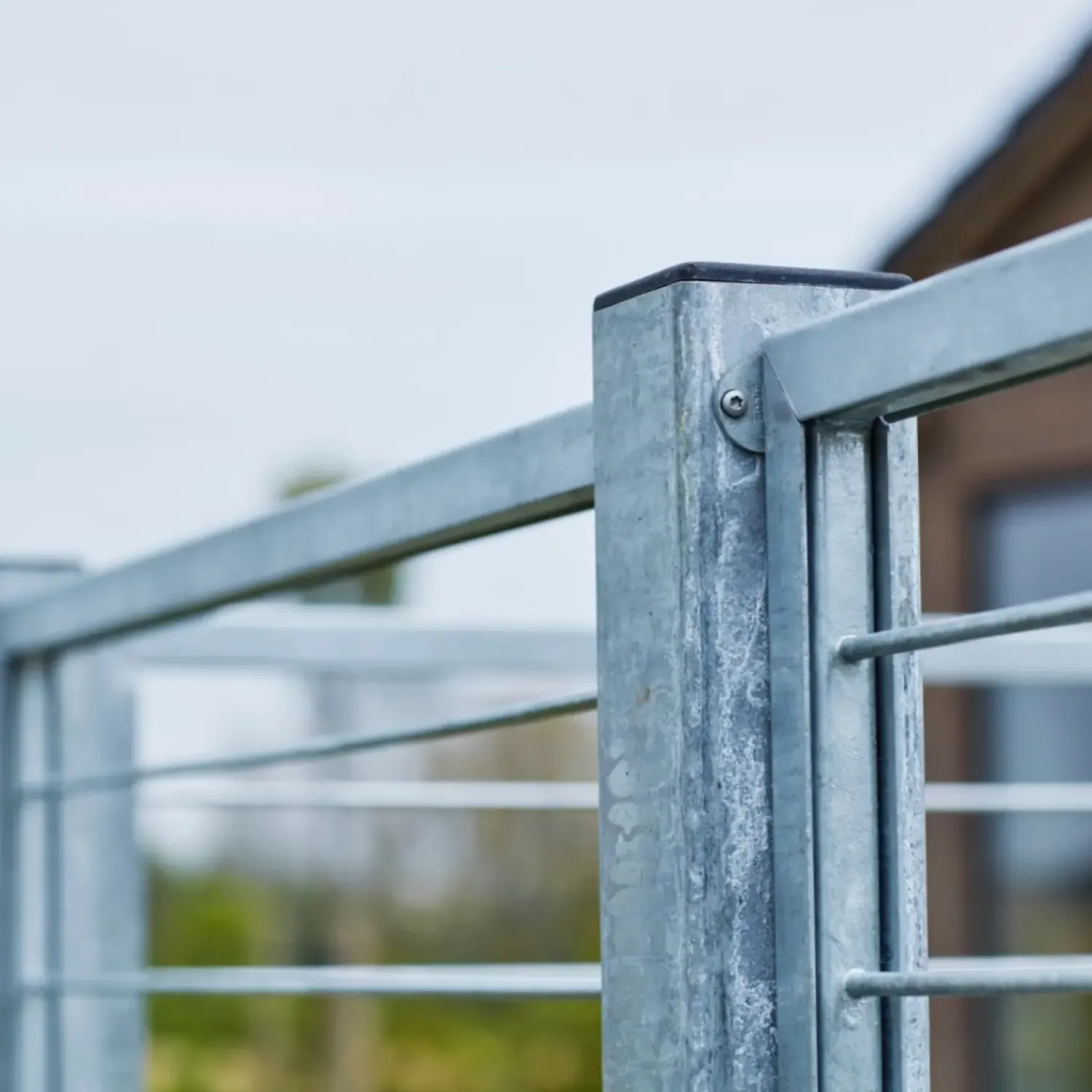 Plus Stål- Og Glashegn^glashegn t/rund stolpe 90x91 cm lamineret/frosted