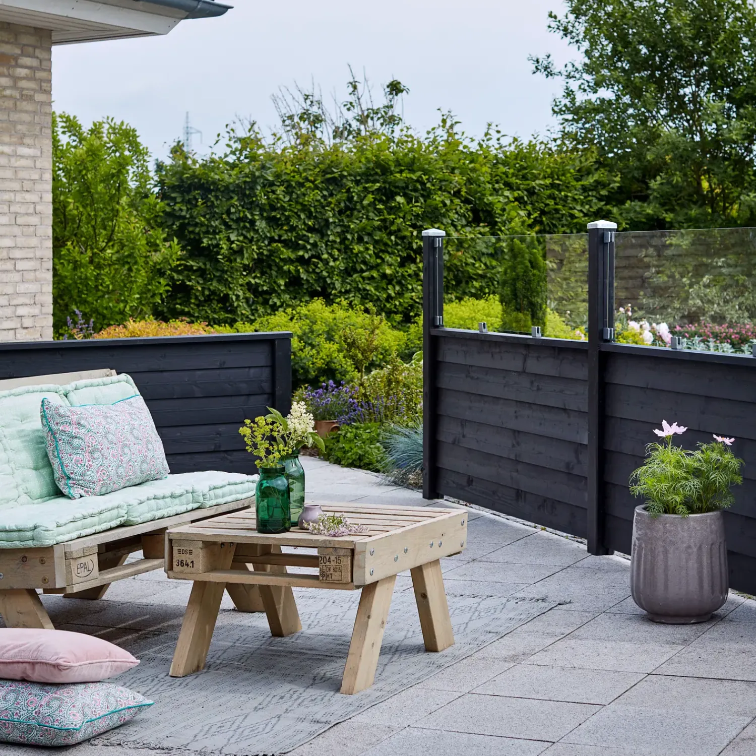 Hot Plus hærdet glaselement inkl sort glasliste 174 cm klar