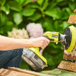 Ryobi Bilpleje^RAKSRUBH rengøringsbørste hård