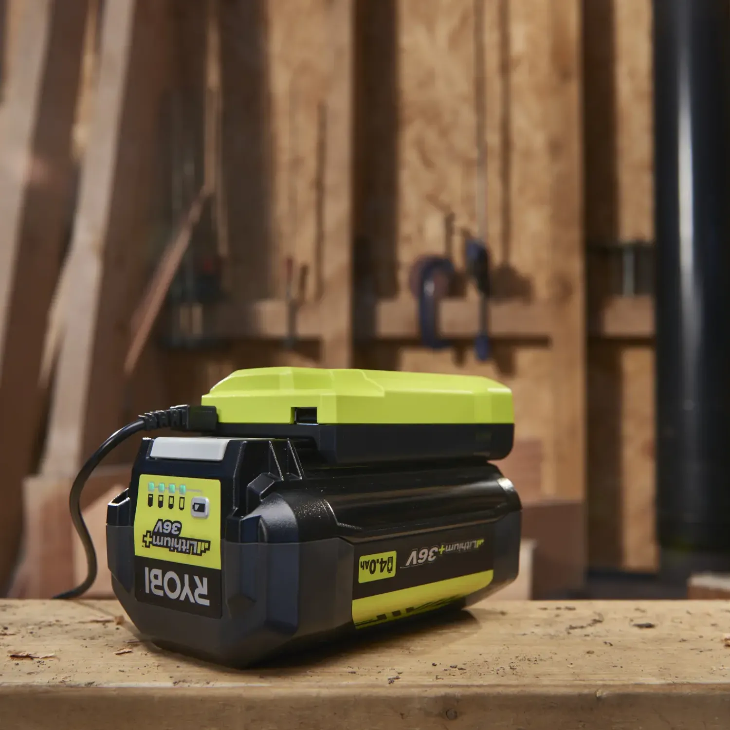 Ryobi Batterier Og Opladere^RY36C17A 36V MAX POWER lader