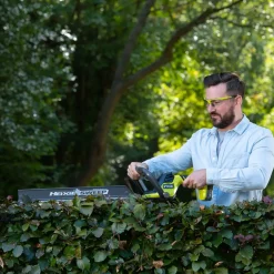 Ryobi Hækkeklippere^RY18HT55A hækkeklipper 1x2.0 Ah batteri/lader 18V ONE+