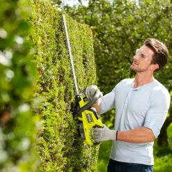 Hot Ryobi  18V ONE+ græstrimmer og hækkeklipper m/1 stk. 2,0 Ah batteri og lader (RHT1845LT25M20)