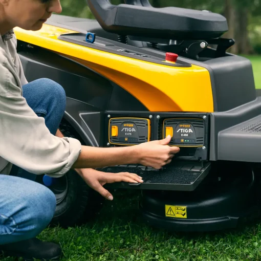 Discount Stiga Swift 372e batteridrevet havetraktor