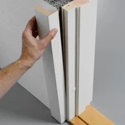 Swedoor Flex +Karm 92 mm hvid fyr 686x2089 mm m/std.bund i bøg