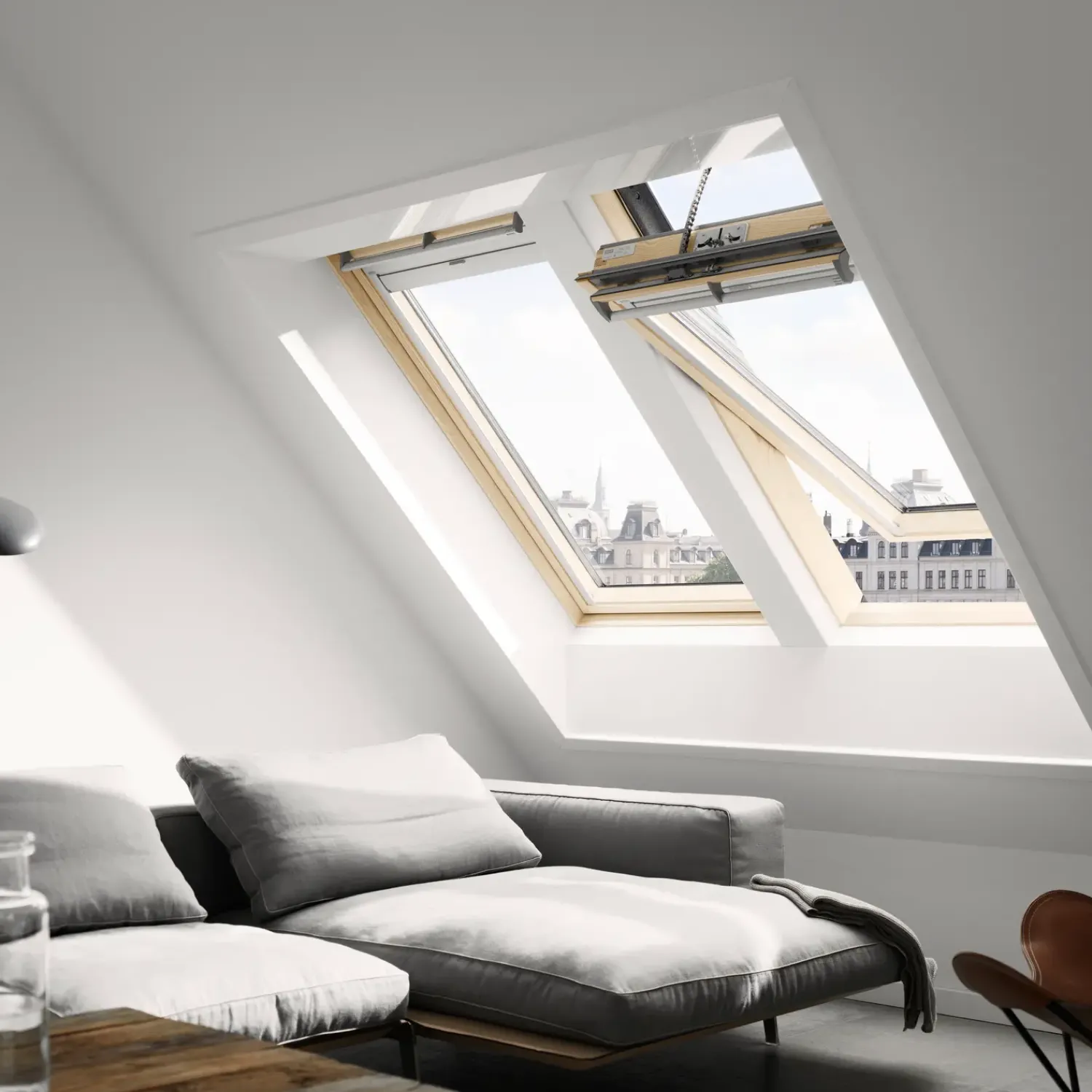 Vinduer^Velux INTEGRA® GGL MK08 206621 fjernbetjent vippevindue superlavenergi hvidmalet 78x140 cm