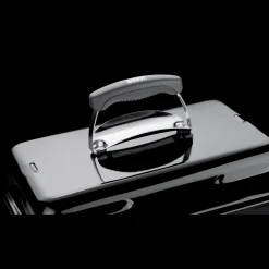 New Weber ® Go-Anywhere gasgrill