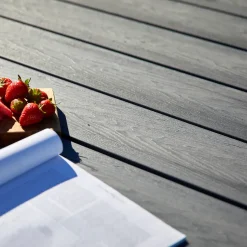 Wimex Kompositbrædder^Glyngøre Superb terrassebræt trækomposit grå 22x140x3600 mm